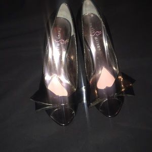 Patent leather bow heels